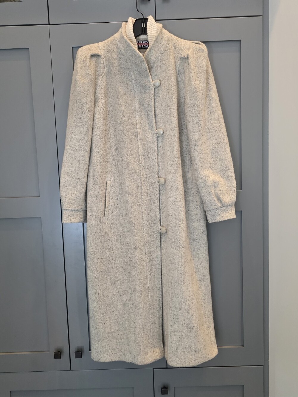 Vintage New York Girl Long Wool Coat Womens Sz 8 Cream Button Lined Puff Sleeve